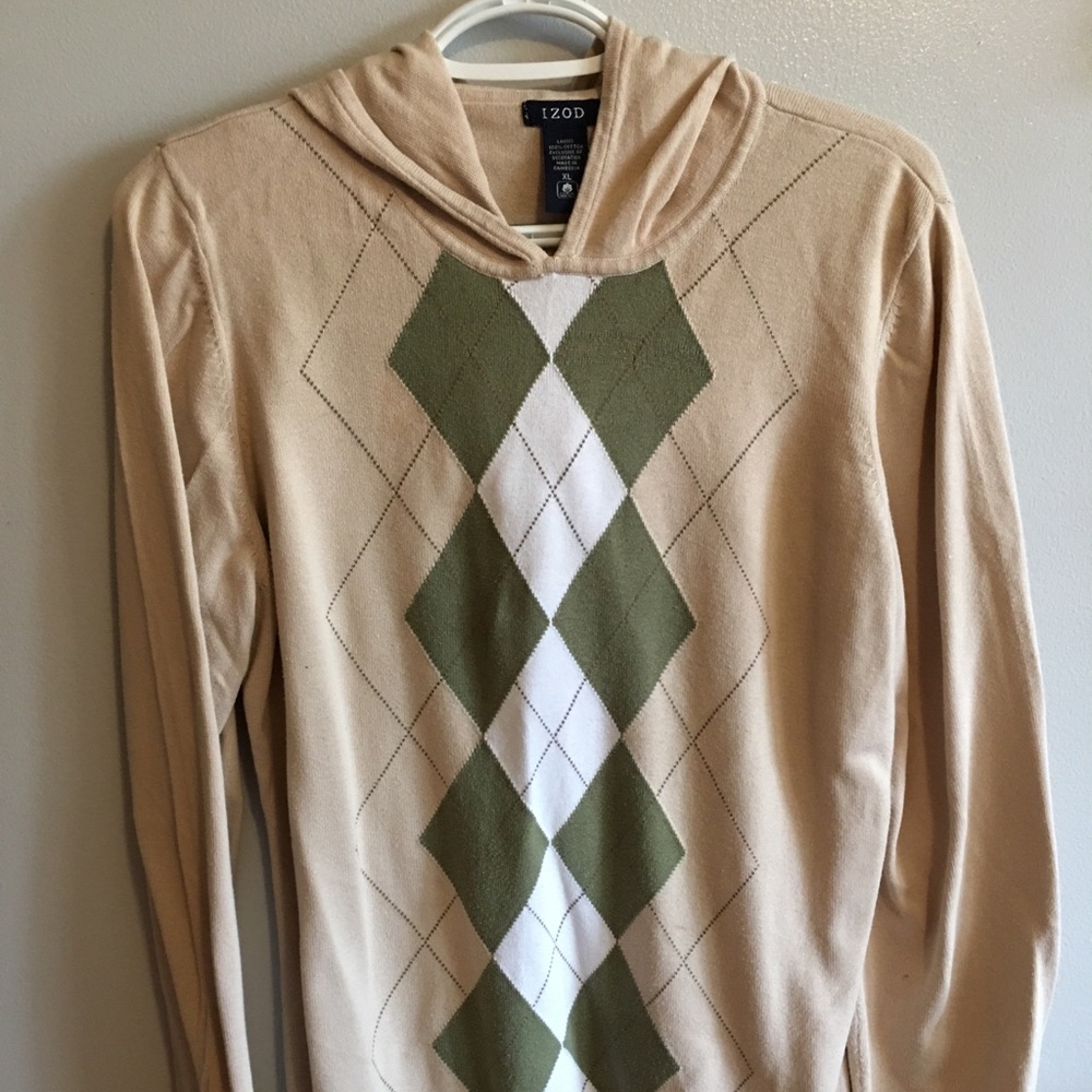 Izod hooded Argyle sweater